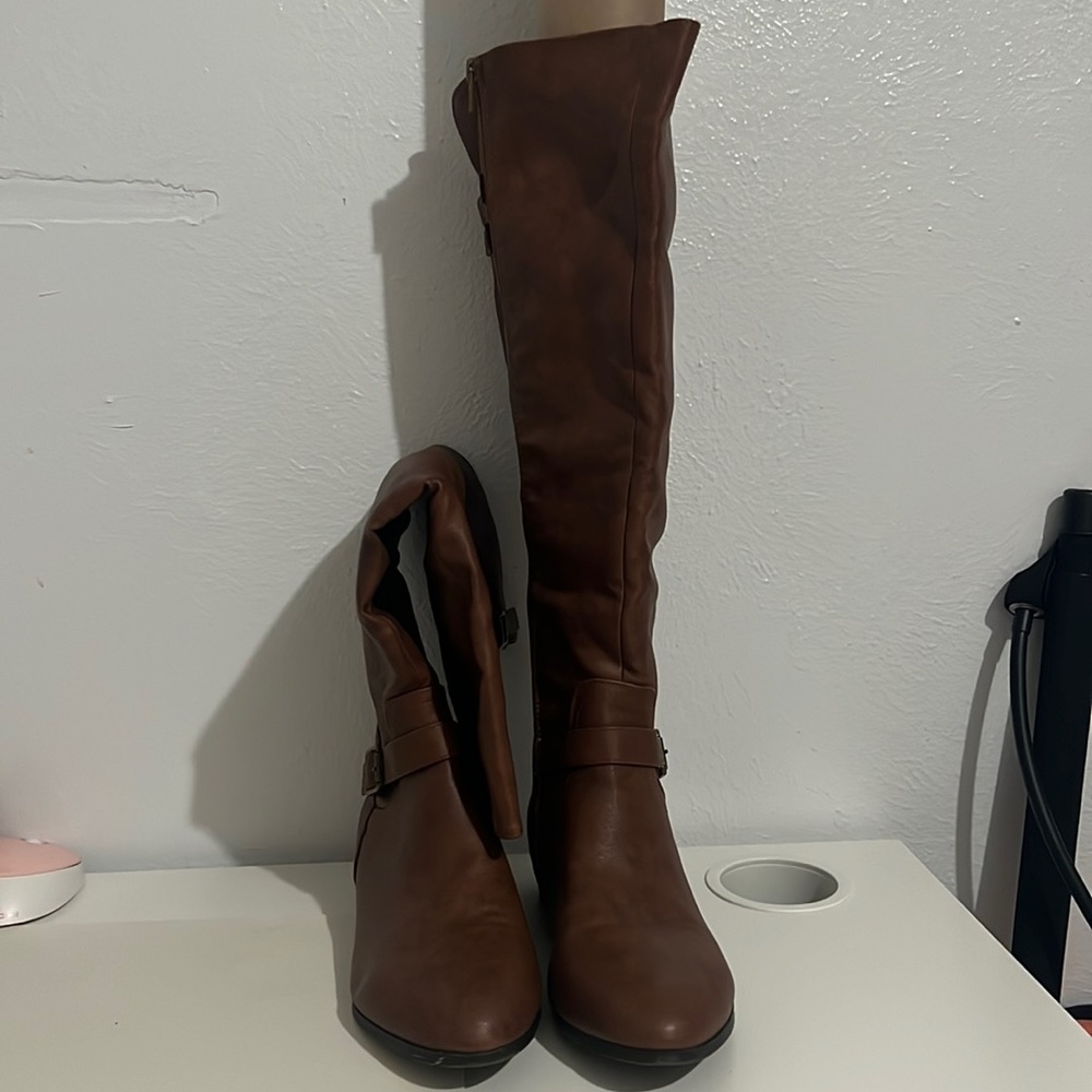 Brown boots
